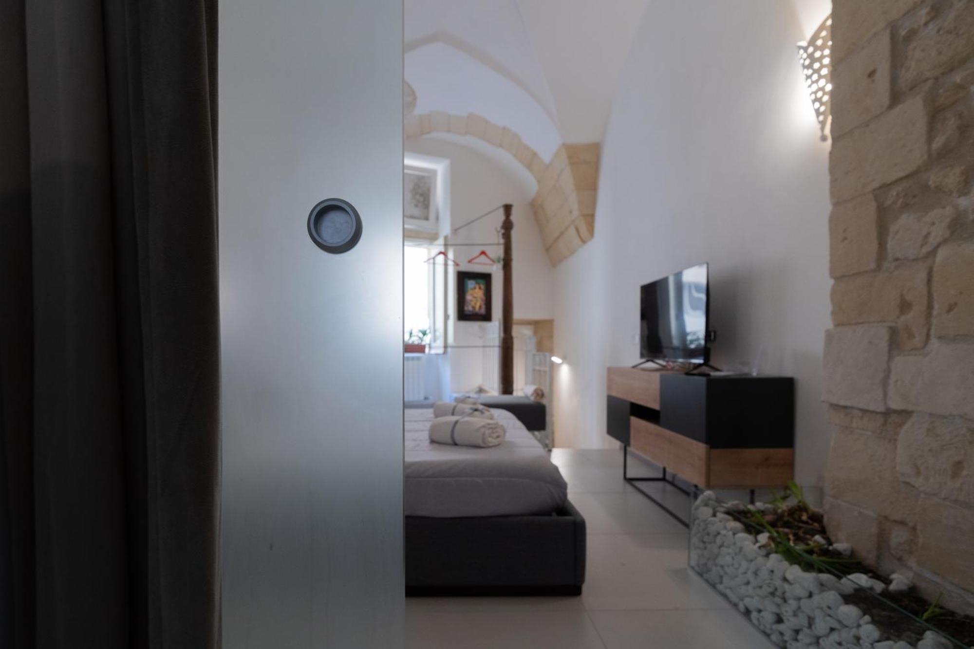 Dimora Barocca Luxury Suites 莱切 外观 照片