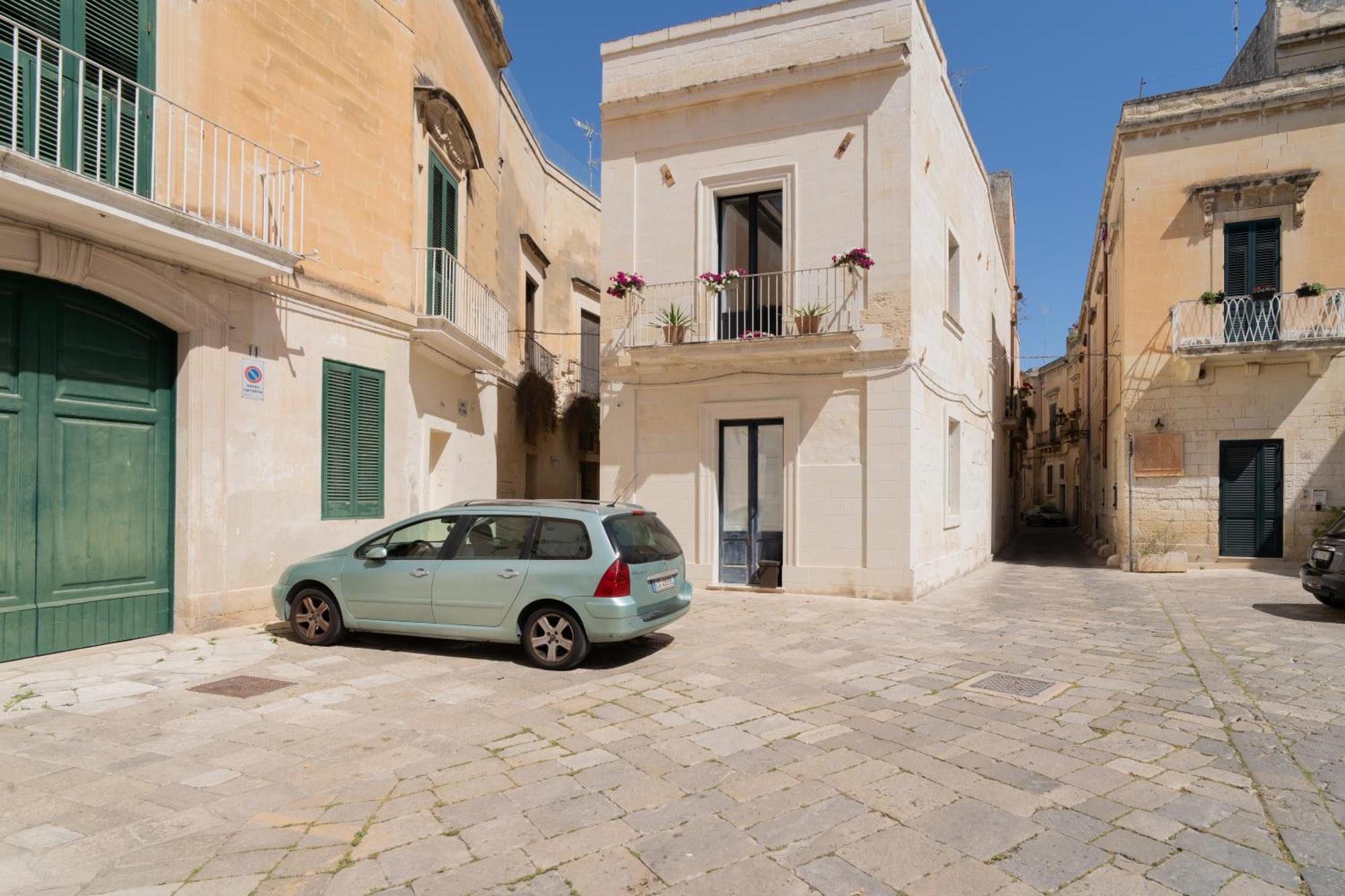 Dimora Barocca Luxury Suites 莱切 外观 照片