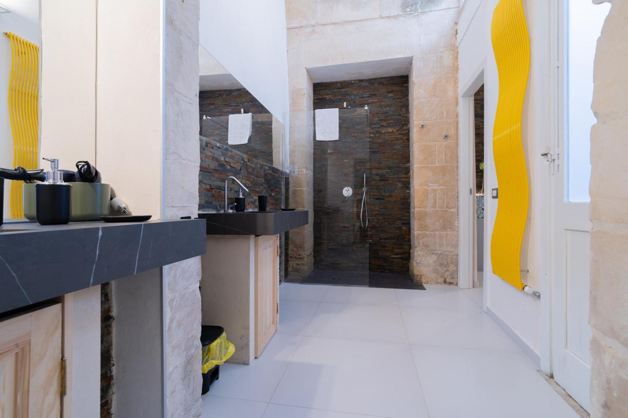 Dimora Barocca Luxury Suites 莱切 外观 照片