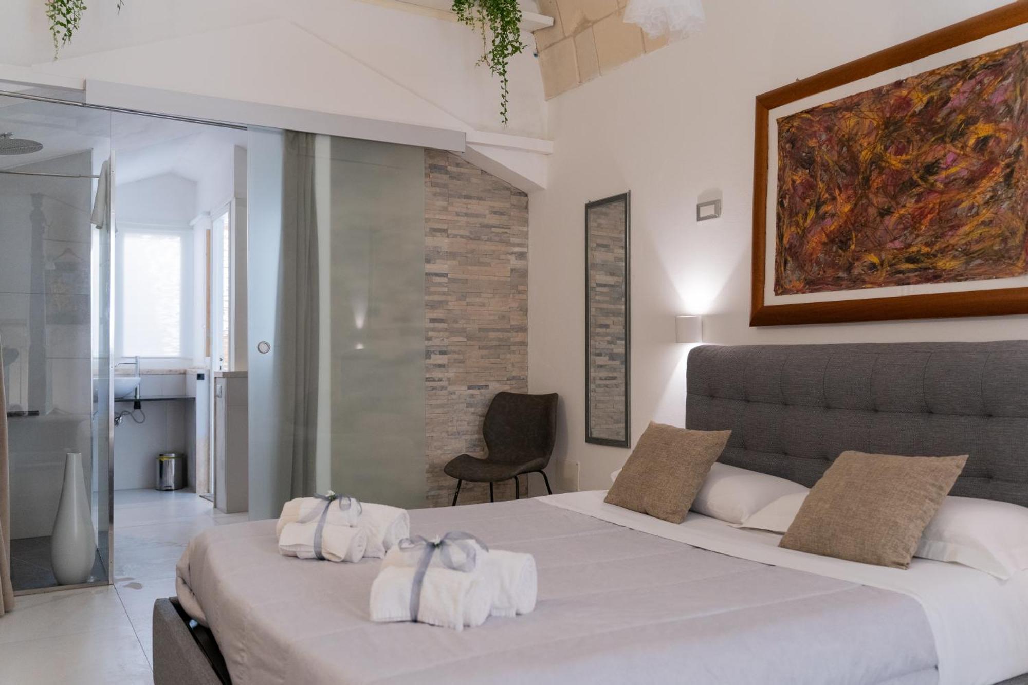Dimora Barocca Luxury Suites 莱切 外观 照片