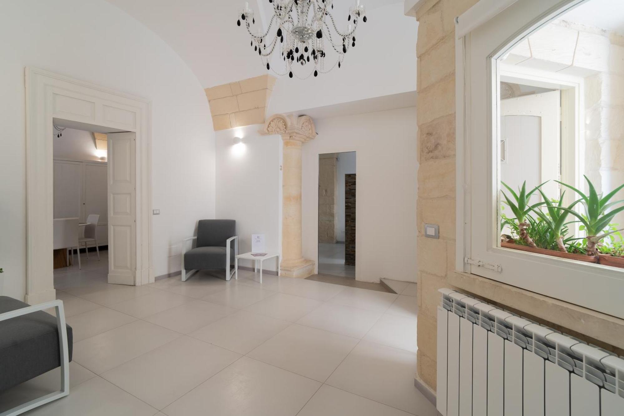 Dimora Barocca Luxury Suites 莱切 外观 照片